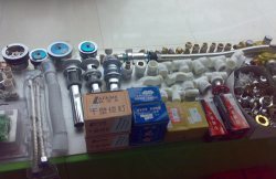 建筑钢材与日用百货 现代生活中的两类必需品